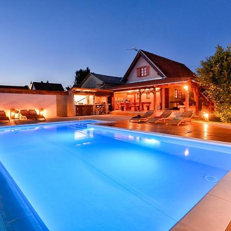 Holiday Home Dika Свети-Мартин-на-Мору Экстерьер фото