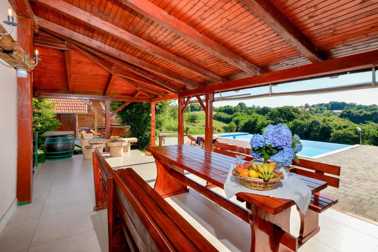 Holiday Home Dika Свети-Мартин-на-Мору Экстерьер фото