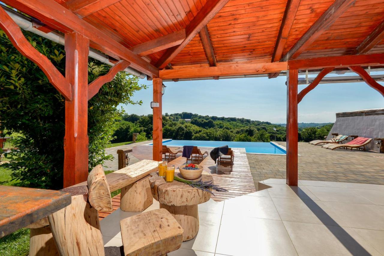 Holiday Home Dika Свети-Мартин-на-Мору Экстерьер фото